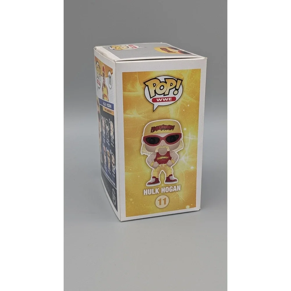 WWE Hulk Hogan Funko Pop Vinyl Figure #11 Hologram‎ Box Wrestling